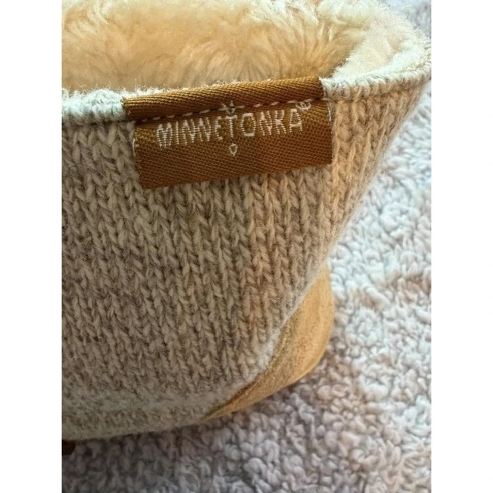 Women's Minnetonka Torrey Bootie Slippers Size‎ 7M